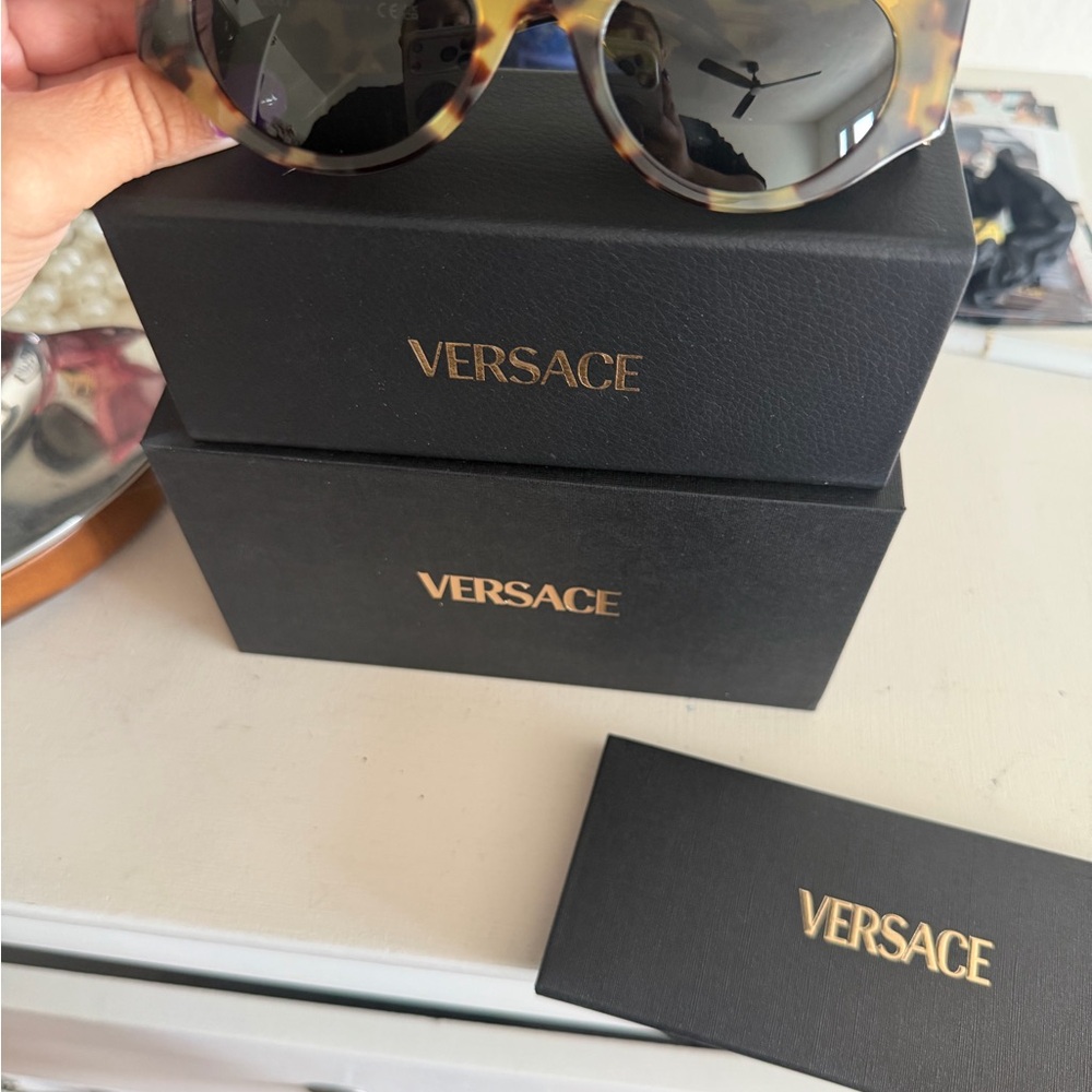 Versace Leopard Print Sunglasses - image 2